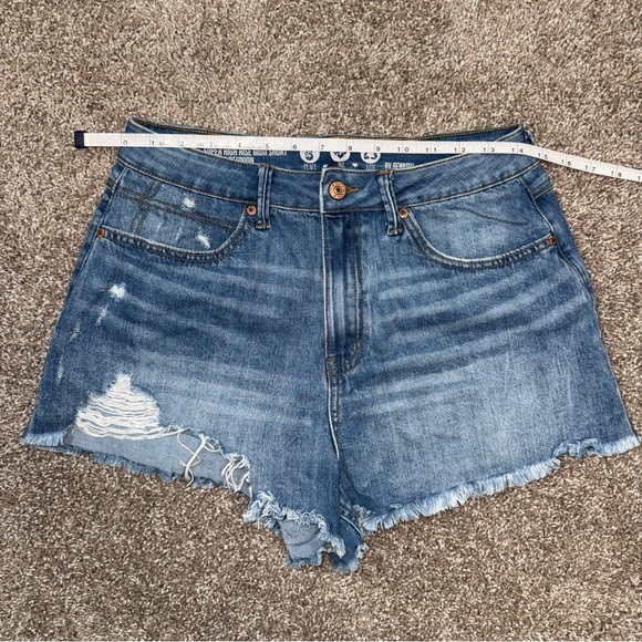 Rewash Super High Rise Mom Shorts Size 11 Distressed Denim Eco Coastal Cowgirl - Picture 6 of 6